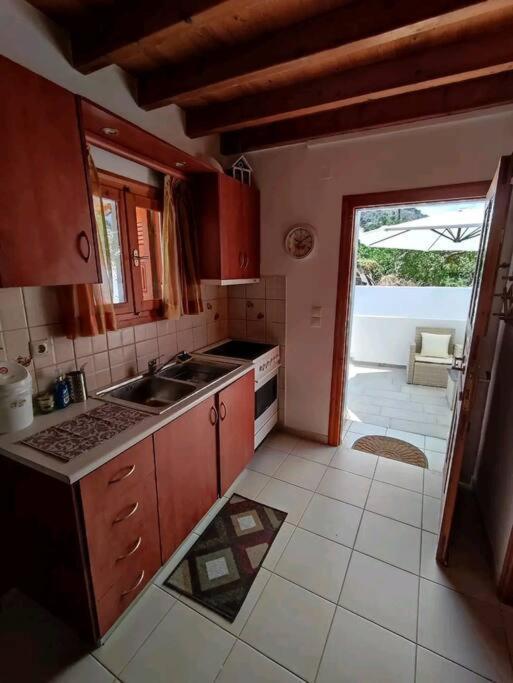 Nikόla'S House Villa Mourniai Exterior photo