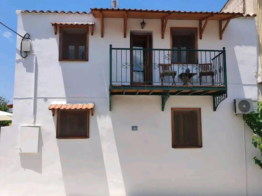 Nikόla'S House Villa Mourniai Exterior photo